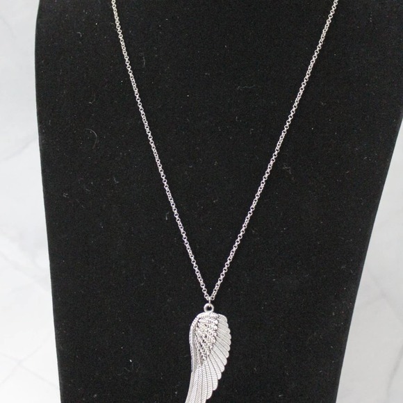 New Fashion Silver Tone Angel Wing Pendant Necklace N103 - Picture 3 of 3